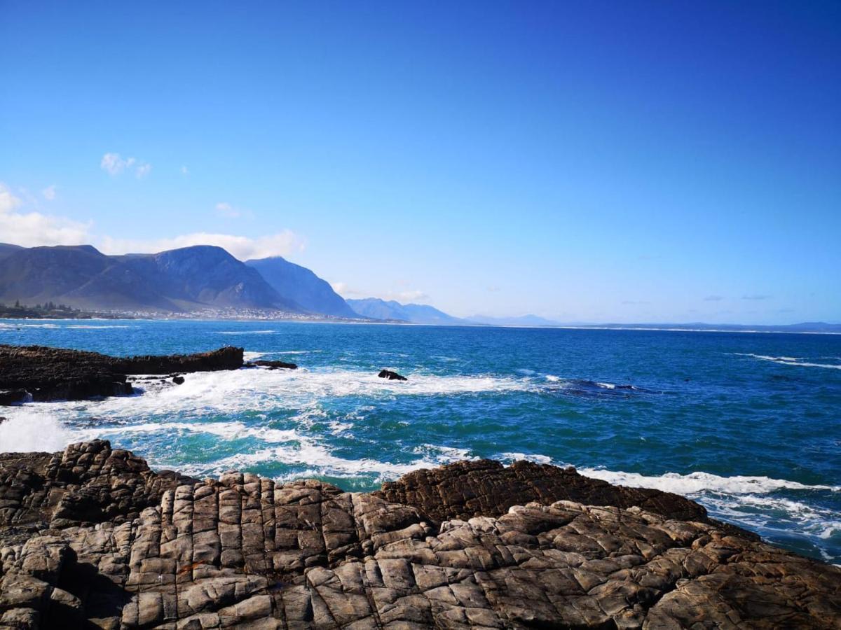 Troon Beach Cottage Hermanus Exterior photo